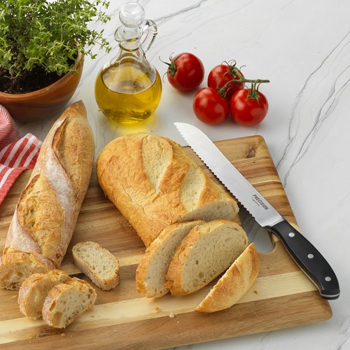 GoodCook bread cutting board